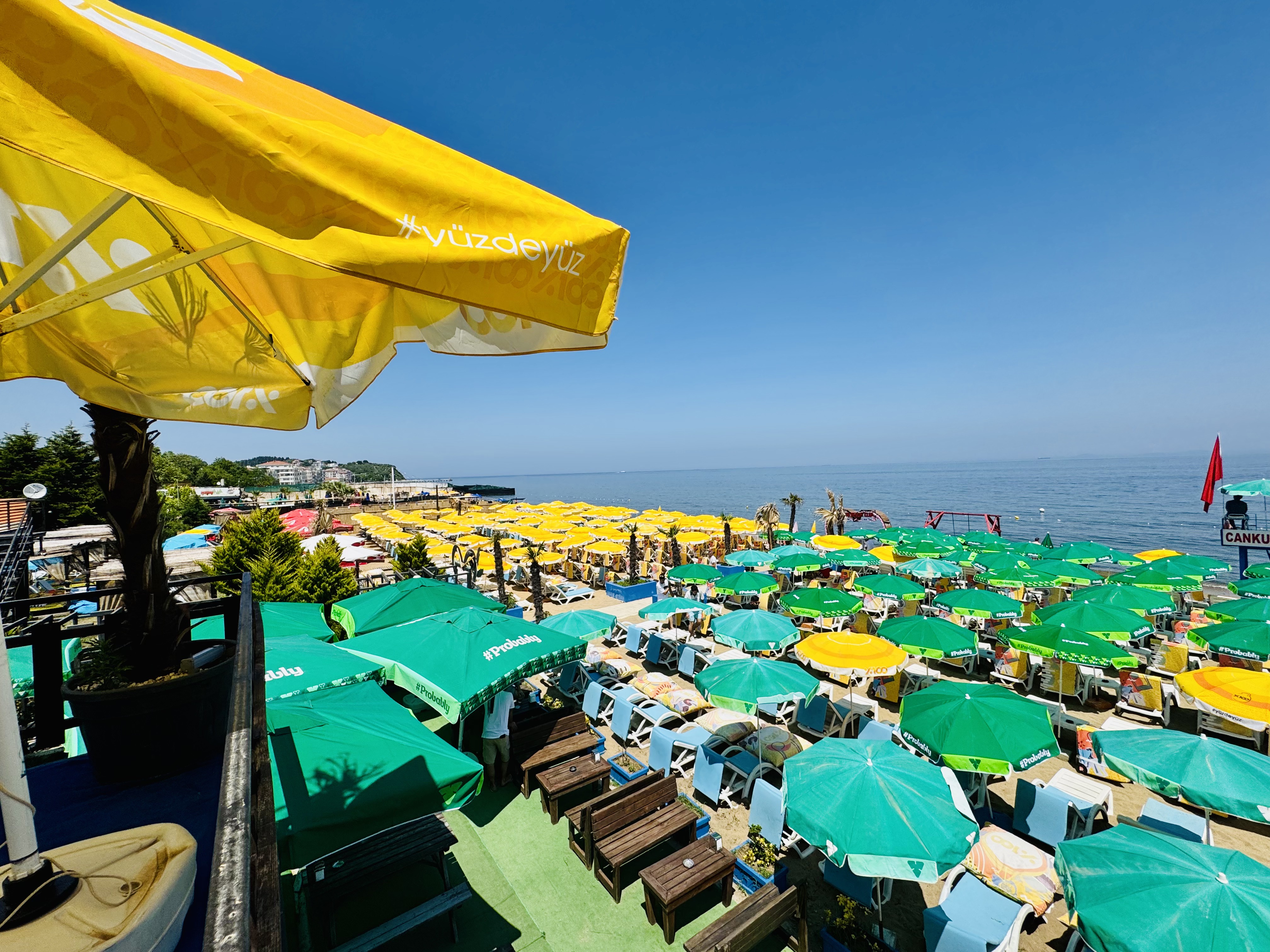 Arkadaş Beach sahil